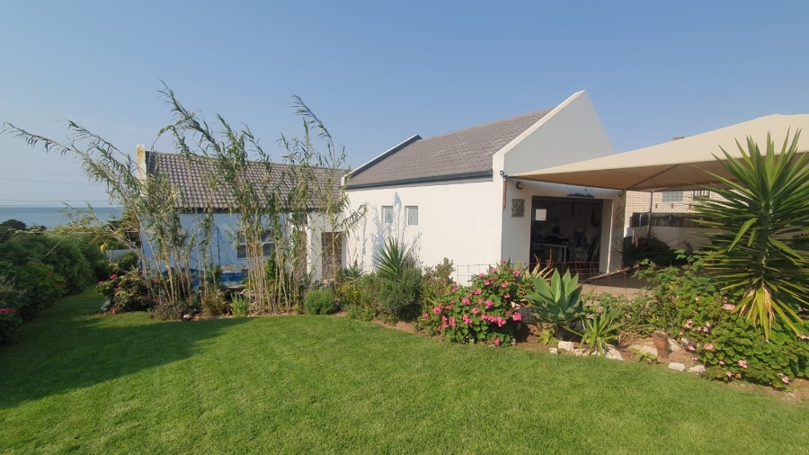 3 Bedroom Property for Sale in Brandhuis Western Cape